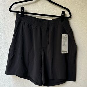 Lululemon pace breaker short